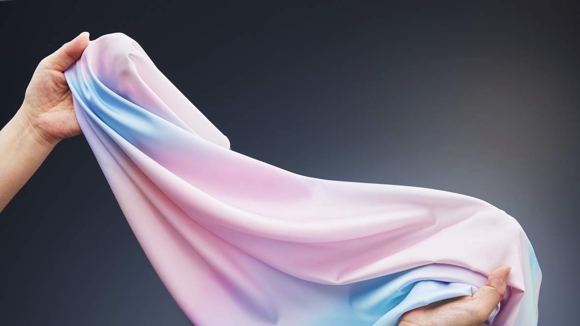 1180x663_media_image_large_forearth_4