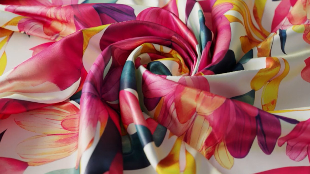 1180x663_media_image_large_forearth_9